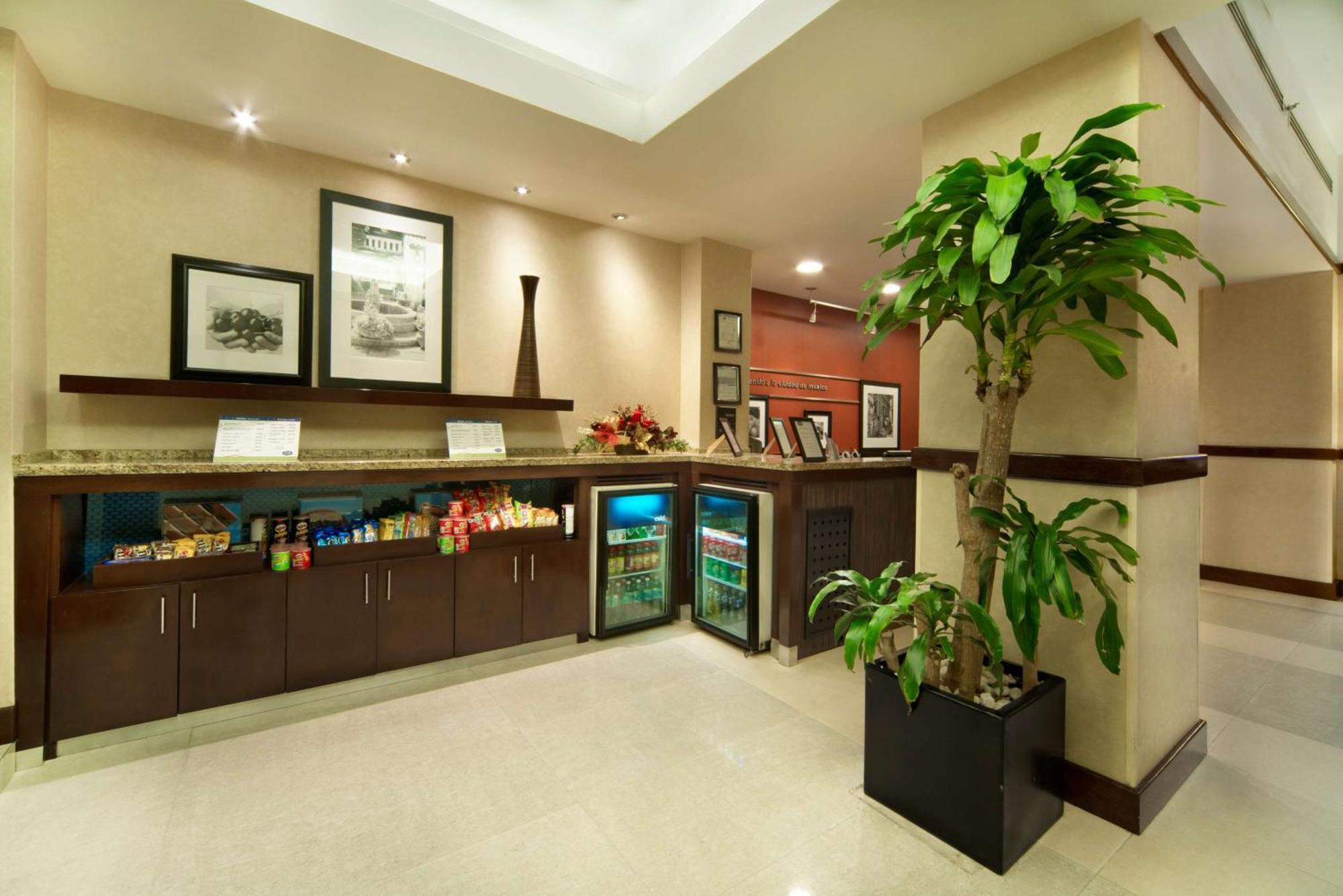 Hotel Hampton Inn&suites - Centro Historico Città del Messico